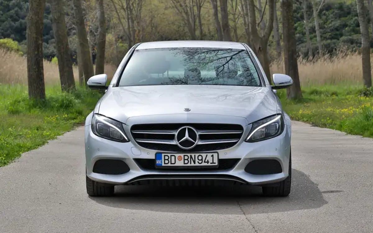 Mercedes C 300h for hire in Montenegro